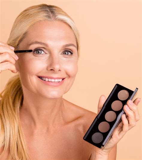 cream eyeshadow for mature eyes.